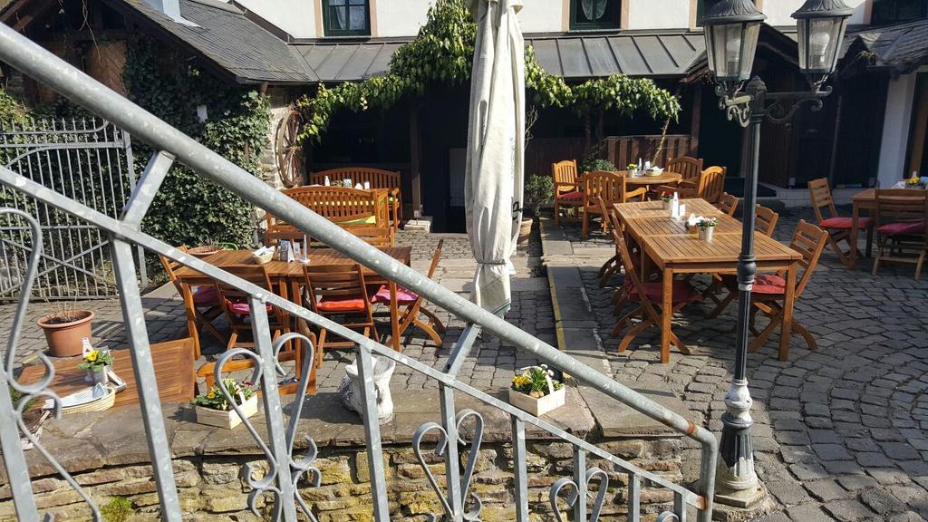 Hotel Altes Bierhaus Arzbach Exterior foto