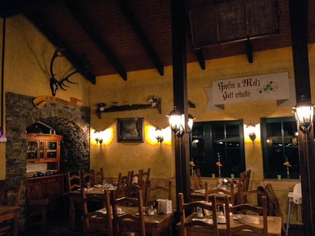 Hotel Altes Bierhaus Arzbach Exterior foto